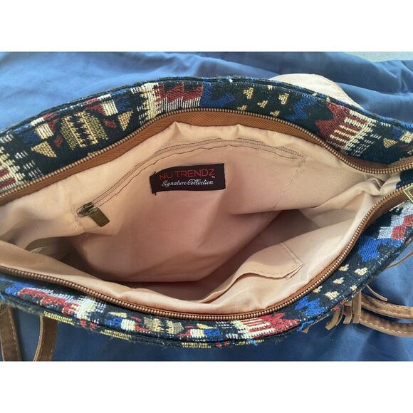 Nu Trendz Suede Tapestry Shoulderbag - Picture 8 of 8